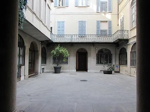 Guest house Innperfect Suite Milan